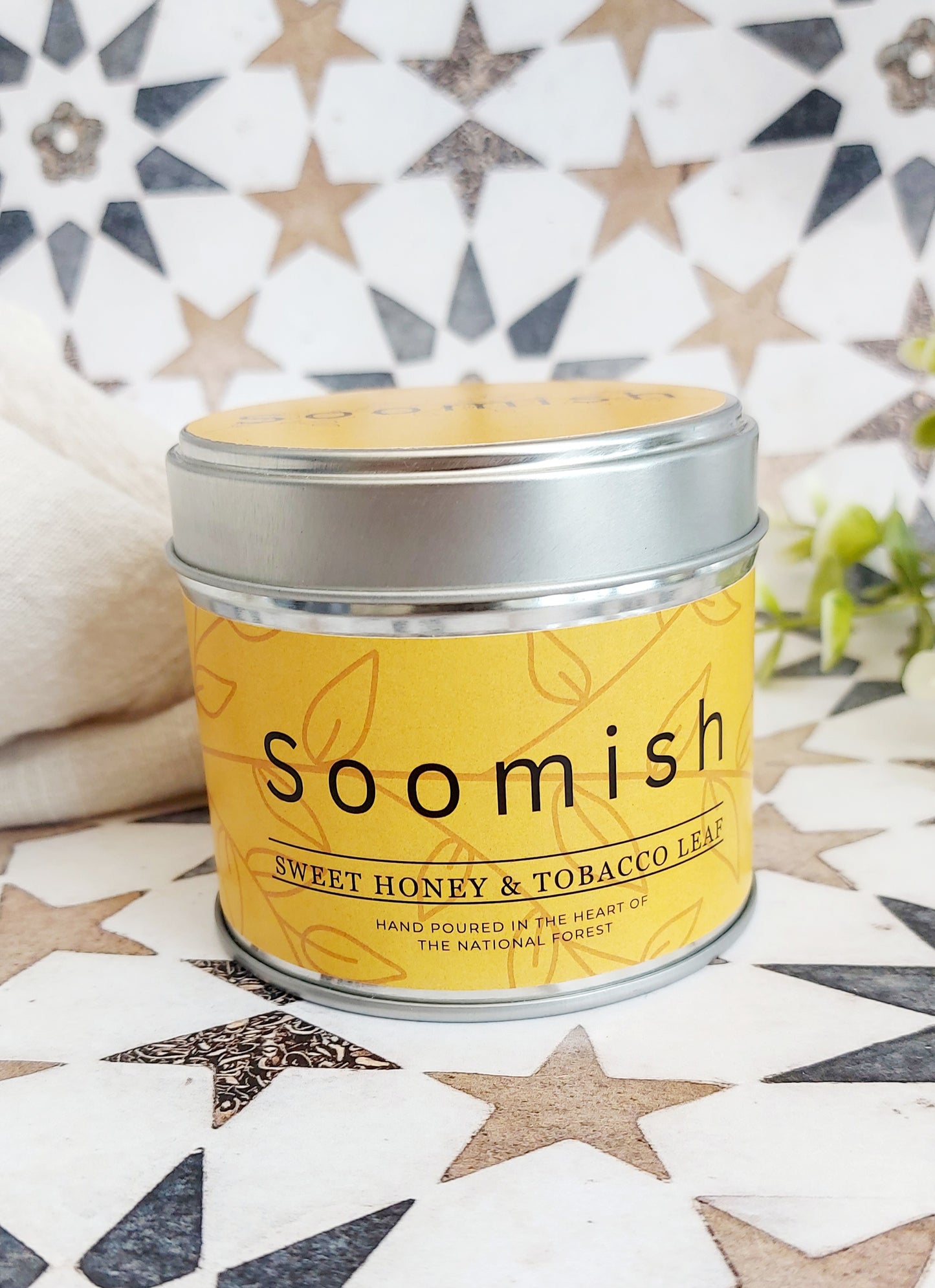 Sweet Honey & Tobacco Leaf Tin Candle