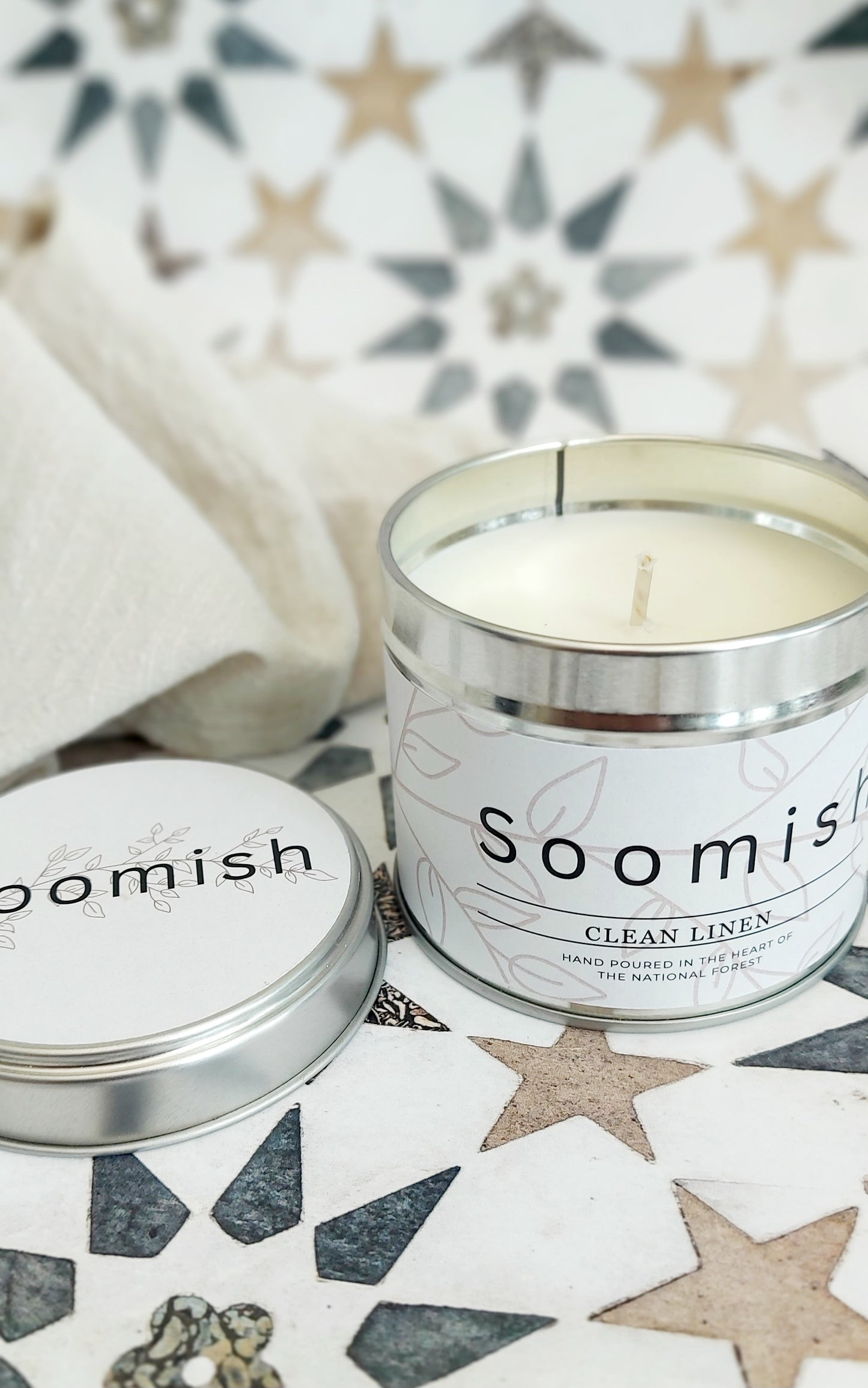 Clean Linen Tin Candle