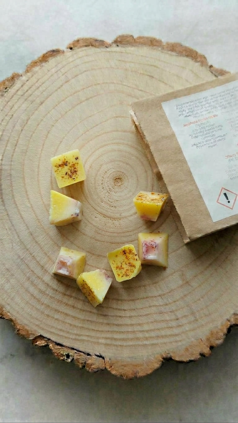 WAX MELT PICK & MIX - Japanese Honeysuckle - 10 Melts In Bag - SUPER SECONDS FESTIVAL 2026