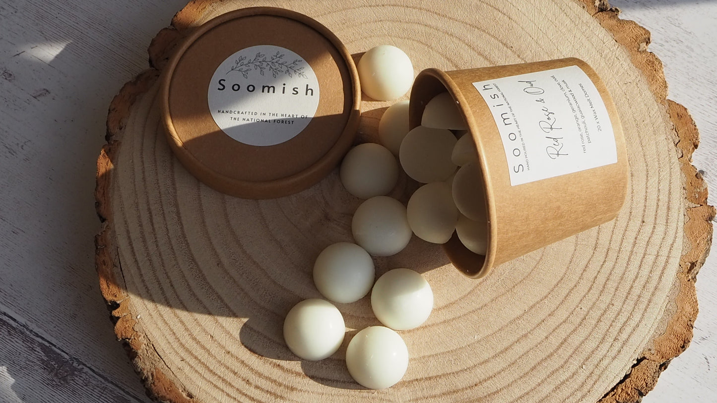 Soomish Wax Melt Pot - 20 Wax Melt Domes - Red Rose & Oud