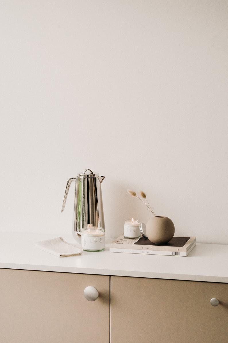 Black Plum And Musk Scented Candle, Handmade Soy Candle, Minimal Soy Candle, Modern Soy Candle Vegan & Cruelty Free