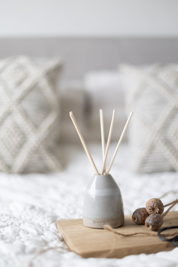 Hand thrown Ceramic Reed Diffuser - Grey Mist