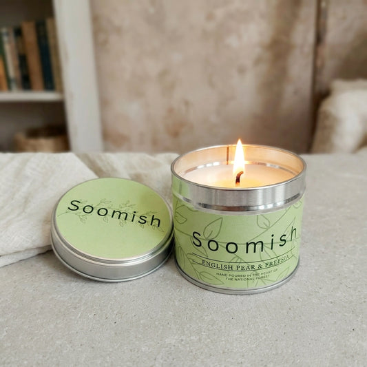 English Pear & Freesia Tin Candle
