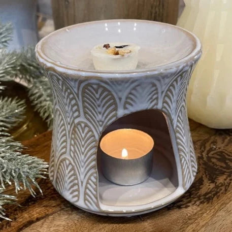 Cream Leaf Pattern Wax Burner