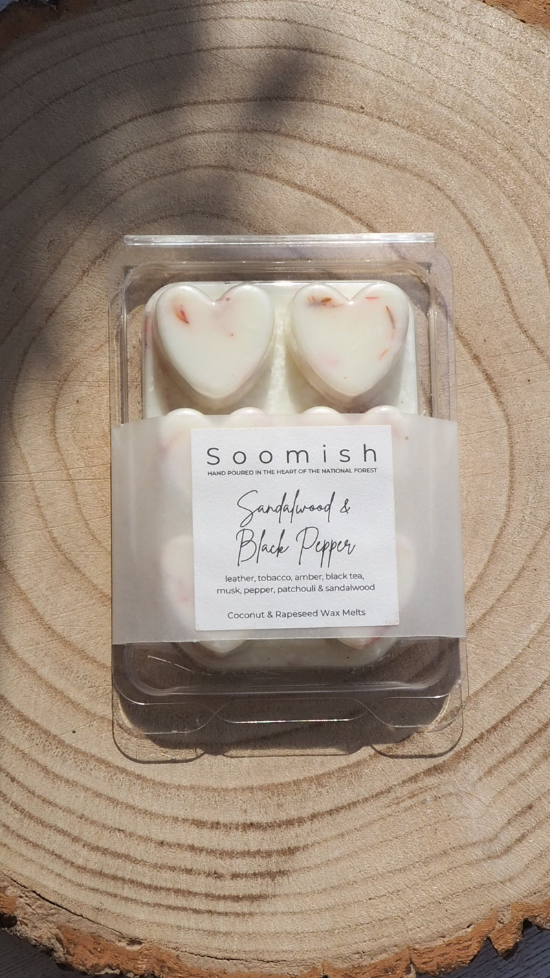 Wax Melt Heart Clamshell - Sandalwood & Black Pepper - SUPER SECONDS FESTIVAL