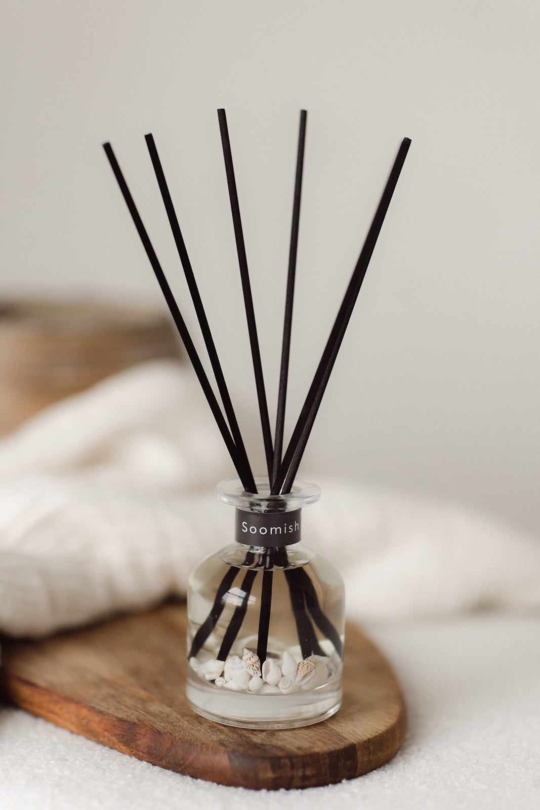 Sea Salt & Marine Flora Reed Diffuser – Soomish