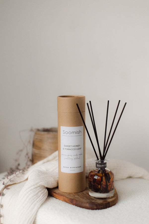 Sweet Honey & Tobacco Leaf Botanical Reed Diffuser