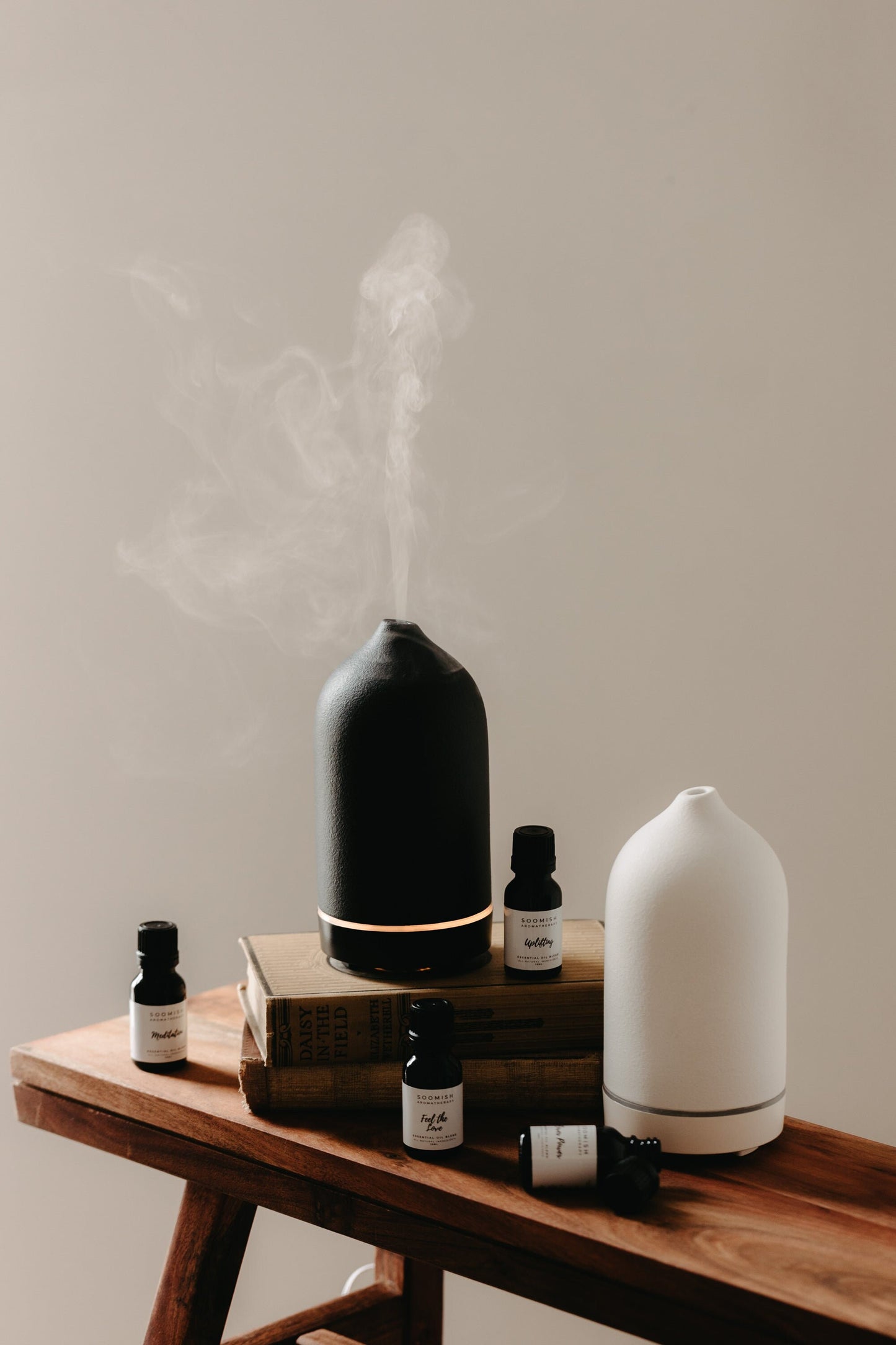 Chalk White Ceramic Electric Aromatherapy Diffuser